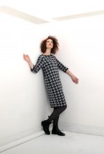 W76 - Large houndstooth dress
