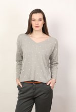 W12 Dot Detail V neck